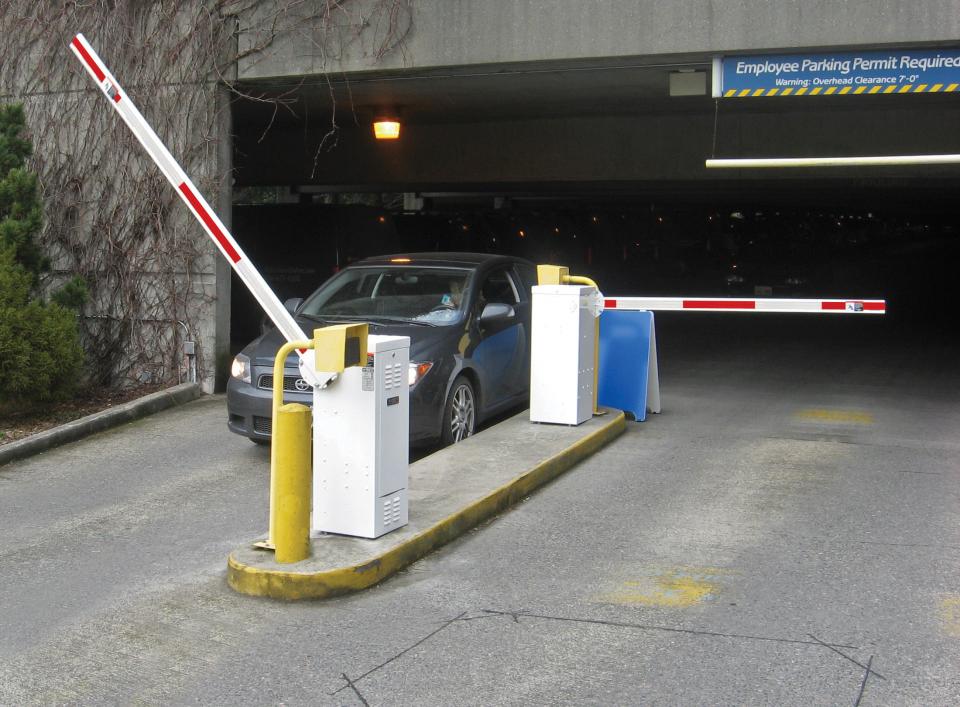 Gate Operator Installation NJ commercial barrier arm gate system